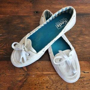 KEDS WHITE BOAT SHOES, WOMEN'S SIZE 7